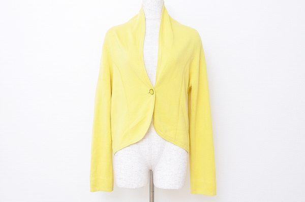 華やかイエローで明るい印象をゲット！ローラアシュレイのジャケットをお売りいただきました