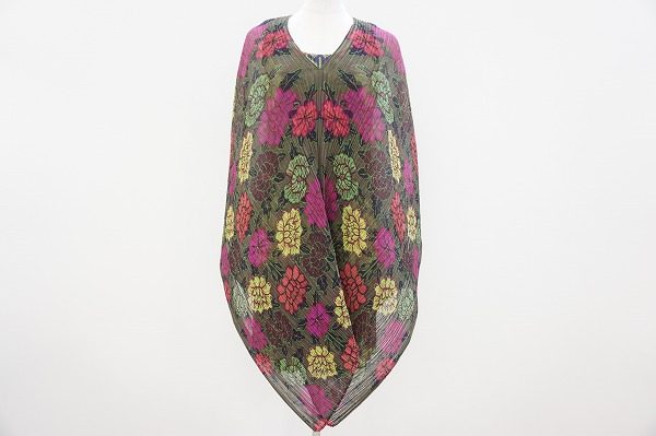 洋服買い足しで、不用になったプリーツプリーズのチュニックを買取いたしました