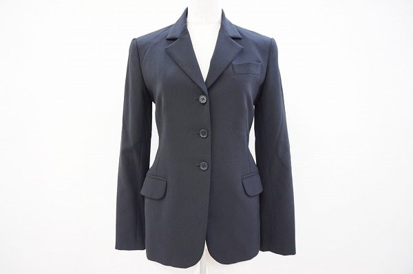 プライベートもお仕事も活躍間違いなしの期待の星！セオリーのジャケットをお売りいただきました