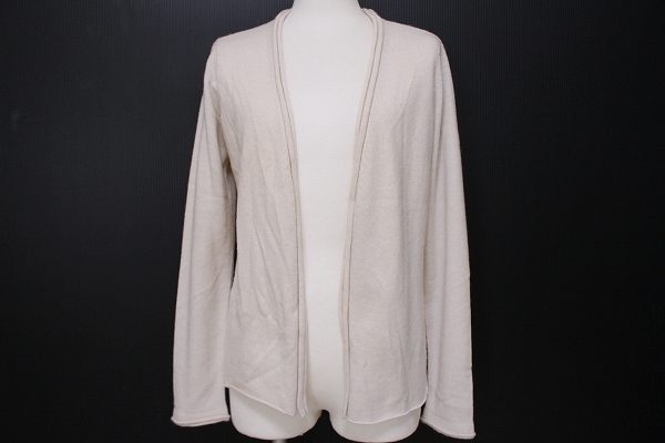 パッと羽織れて時短にもなる最強アイテム!バジーレのカーディガンをお売りいただきました