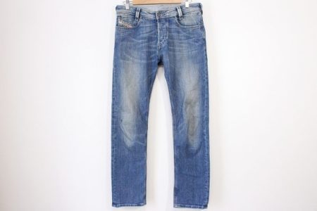 さわやかブルーで好印象にも繋がる！ディーゼルのメンズジーンズをお売りいただきました