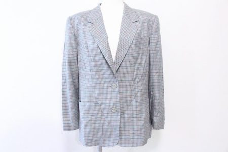 着回しも十分期待できるジャケットです ダックスのジャケットをお売りいただきました