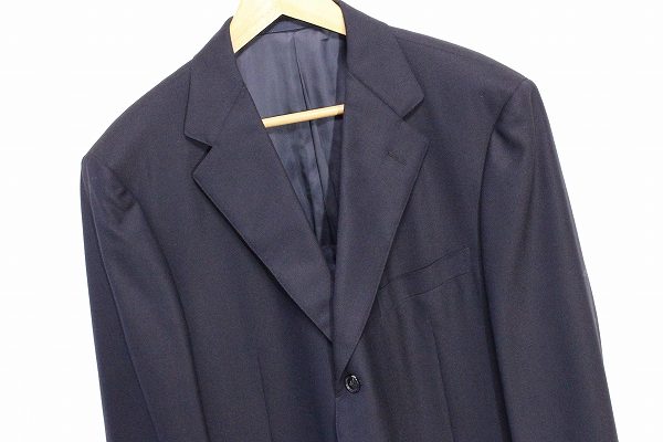 1つあると便利なベーシックアイテム！エルメネジルドゼニアのシングルスーツを買取しました