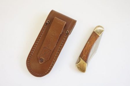 お洋服と一緒に不用なブランド小物、プーマのフォールディングナイフをお買取りいたしました