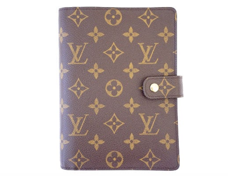 新品同様なルイ・ヴィトンの手帳カバーを買取させて頂きました。