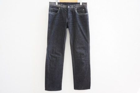 カジュアルでも上質なら印象がアップ！グッチのメンズデニムを買取しました