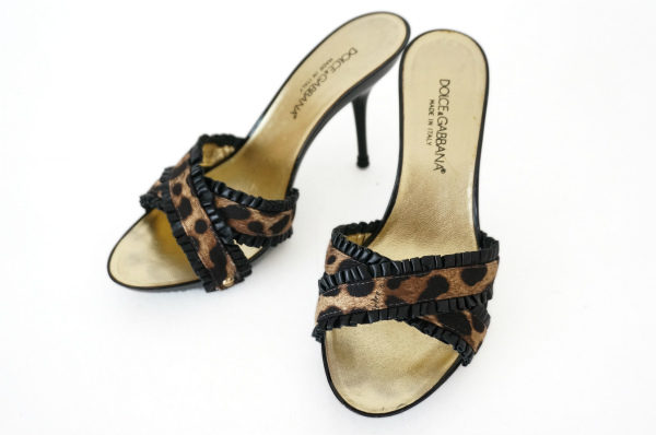 ワンポイントのヒョウ柄でエレガントさが充実！ドルチェ＆ガッバーナのミュールを買取しました