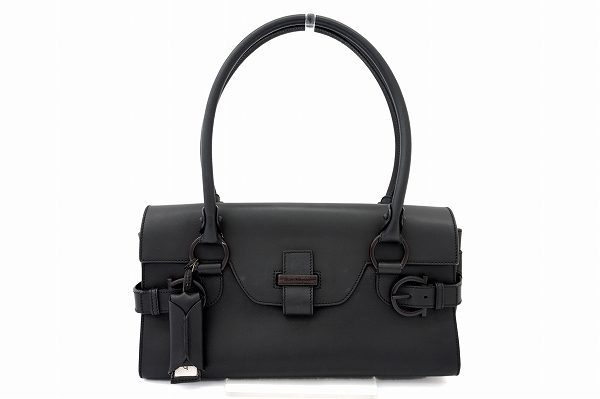 荷物を少なくしたい方に！サルヴァトーレ・フェラガモ ハンドバッグを買取しました