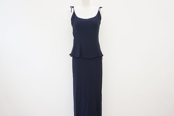 上品ネイビーで品よく決まる！ドルチェ＆ガッバーナのセットアップを買取しました