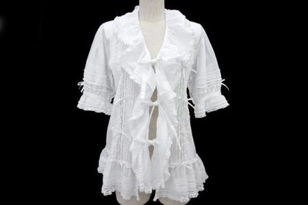 インパクトが大きいフリルでゴージャス感をアップ！ピンクハウスのカーディガンを買取しました