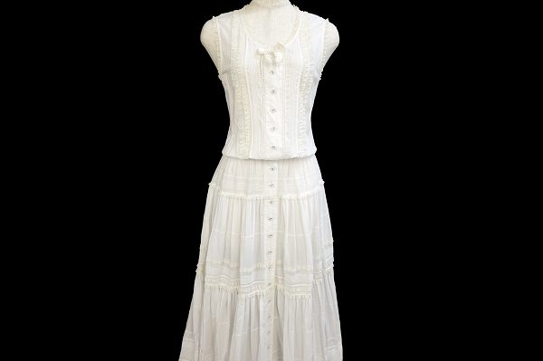 透明感溢れるワンピースで好印象!ピンクハウスのワンピースを買取しました