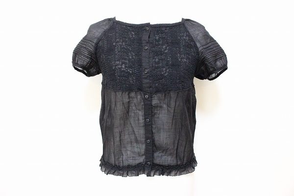 クールと可愛らしさのバランスが最高です!ピンクハウスのシャツブラウスを買取しました