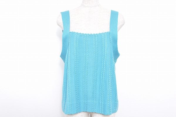 さわやかなブルーが涼し気!斉藤都世子のカットソーを買取しました