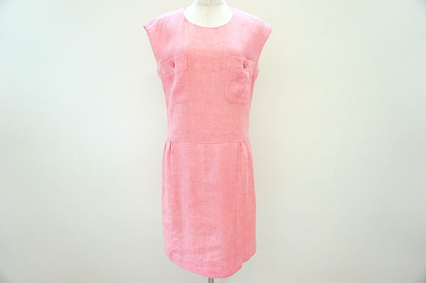 柔らかさが演出できる!シャネルのワンピースを買取しました