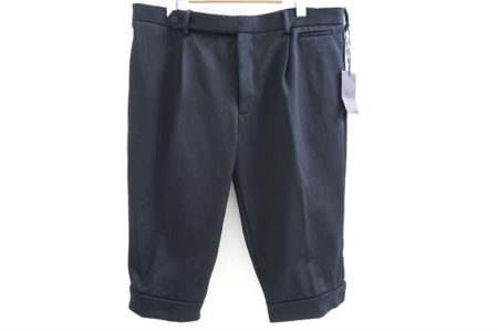 シンプルでスッキリとした印象になる！プラダのメンズハーフパンツを買取しました