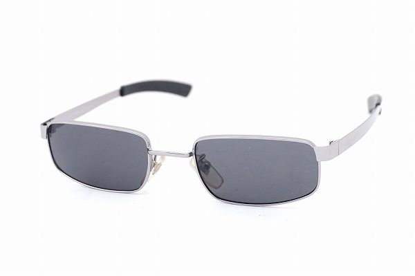 目からの紫外線対策も万全に！ドルチェ＆ガッバーナのサングラスを買取しました