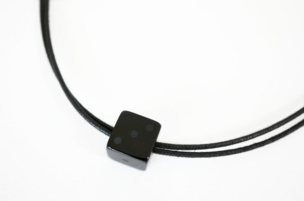 シンプルでクールな雰囲気がレア!バカラのネックレスを買取しました