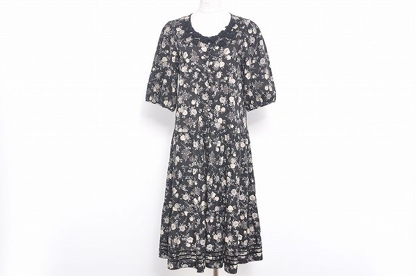 クールな中にも華やかさがある!ピンクハウス ワンピースを買取しました