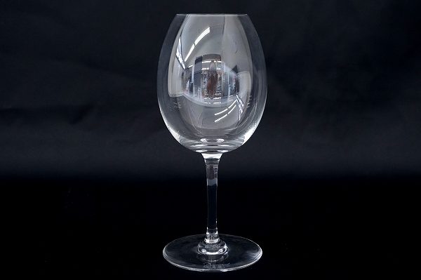 1点あるだけで食卓が豪華になる！バカラのワイングラスを買取しました