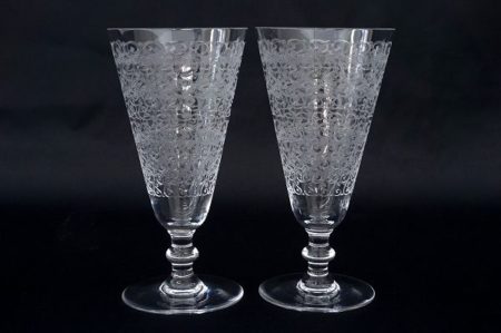 雪の結晶を思わせるはかなさが素敵！バカラのグラスを買取しました