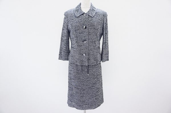 お仕事やフォーマル時にオススメ！エムズグレイシーのスーツを買取しました