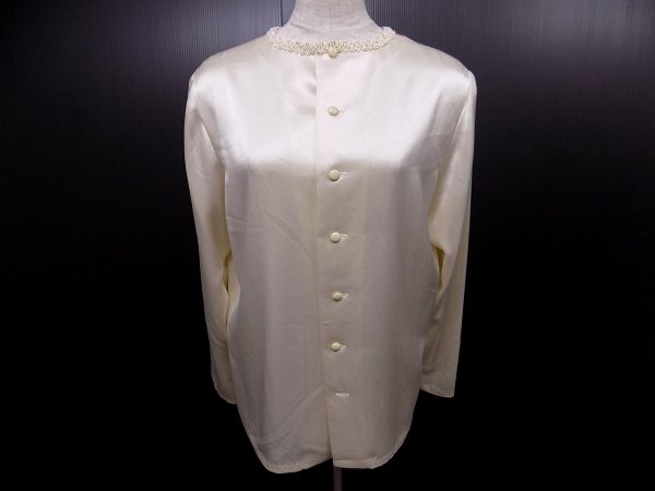 つや感がゴージャスな雰囲気へと誘います！十仁プラザ シャツブラウス を買取しました