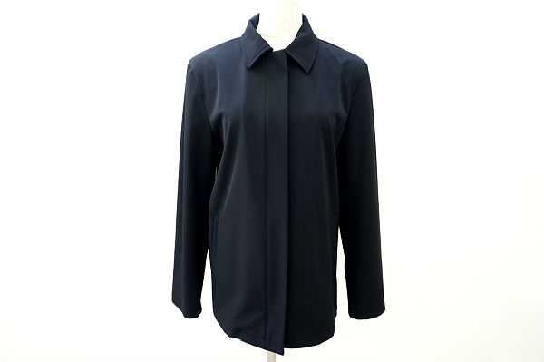 きちっとした感じを作り上げる！マックスマーラウィークエンド ジャケットを買取しました