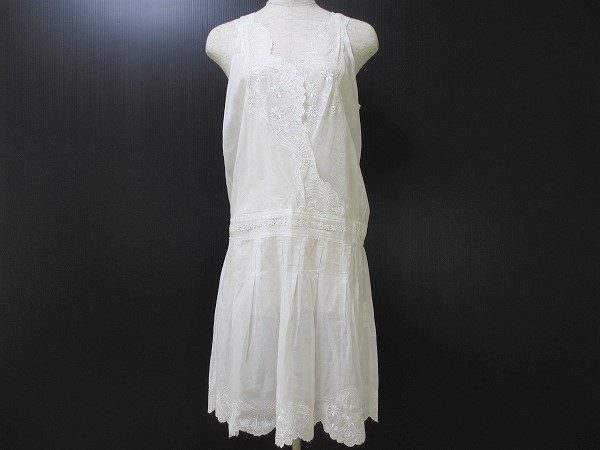 透明感のある素材で優しい印象に！ルカのワンピースを買取しました