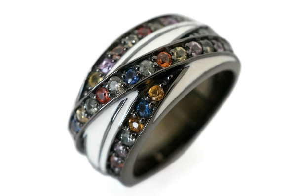 指元もぬかりなくオシャレを！エムシーエル 指輪をお売りいただきました