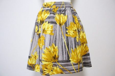 お花畑にいるかのような華やかさ！アナディス スカートをお売りいただきました