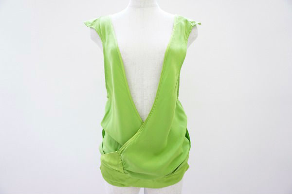 蛍光カラーに元気をもらえます！ステファンシュナイダーをお売りいただきました