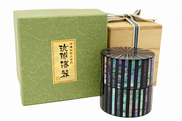 伝統工芸品を手にして和を身近に感じませんか？琉球漆器の茶器を買取しました