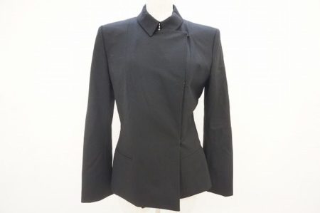 クールでエレガントに決まる！イヴ・サンローラン ジャケットを買取しました