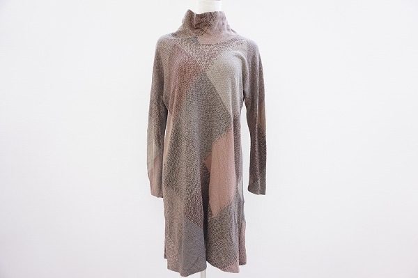 柔らかさと女性らしさを演出!ヨーガンレールのワンピースを買取しました