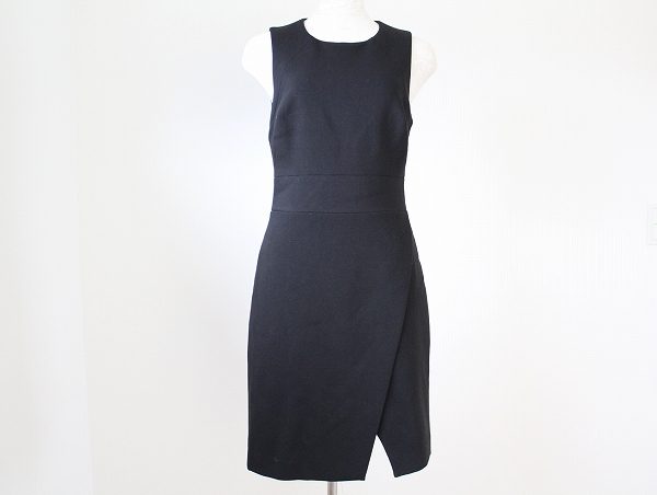 シンプルさがエレガントさを際立たせてくれます!バナナリパブリック ワンピースを買取しました