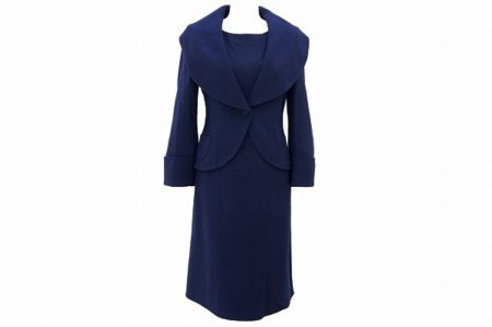 エレガントなシルエットで好印象に！ジュウジンプラザのワンピーススーツを買取しました