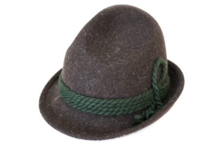 渋さのあるブラウンが深みのある印象に！ファウストマン  帽子をお売りいただきました