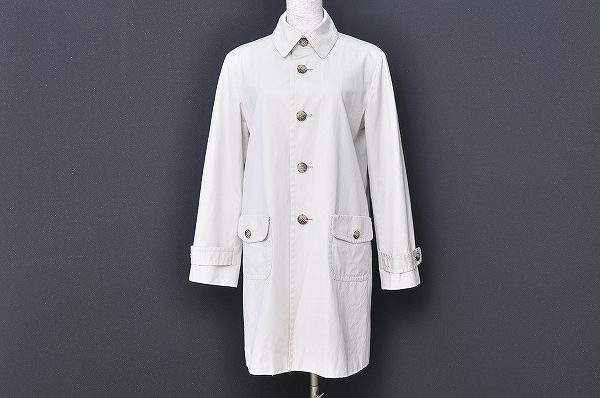 清潔感を与えられる嬉しいアイテム！ルミノアのコートをお売りいただきました