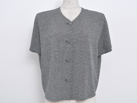 半袖のショート丈ブラウスで涼しげコーデ！詩仙堂