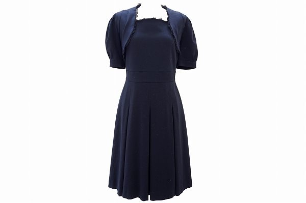 クールと可愛らしさのバランスよい1枚！ハロッズのワンピースを買取しました