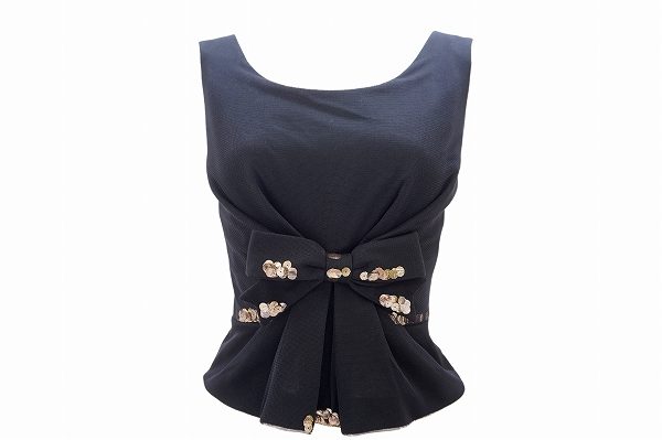 綺麗な状態のお洋服リサイクル大歓迎、モスキーノのカットソーを買取いたしました