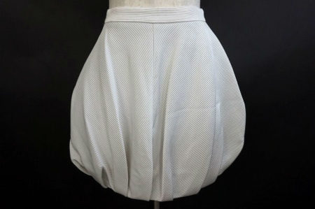 何年も経過した洋服も買取します！エンポリオアルマーニのスカートを買取いたしました