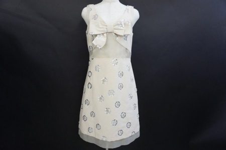 透明感ある雰囲気で清楚に！シーバイクロエ ワンピースを買取しました