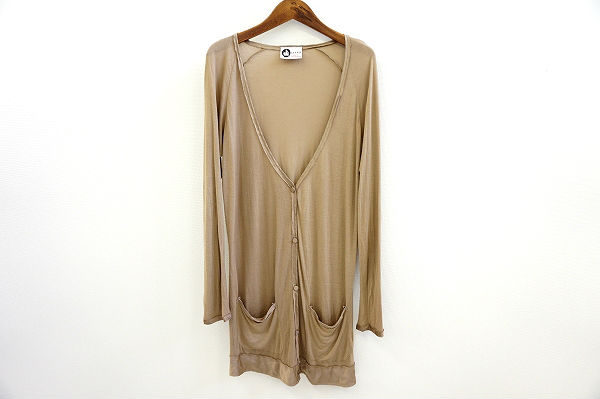 シルク素材で艶やかな印象アップ！ランバンのカーディガンを買取しました