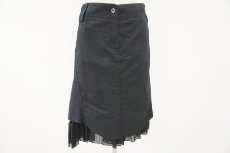 裾部分のレースがポイント！クラウディアフェラーリオ センソユニコのスカートを買取しました