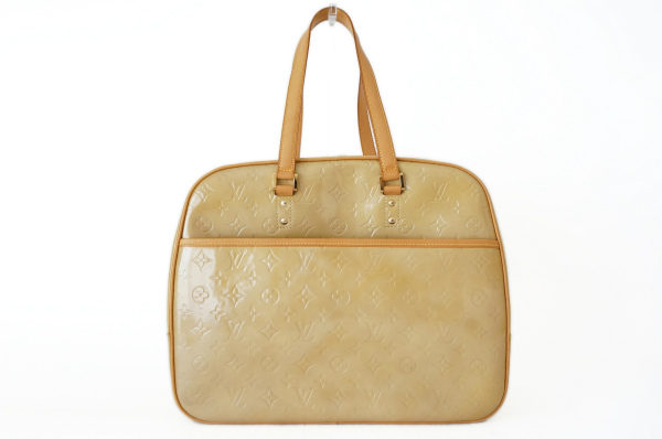 旅行にもお仕事にもつかえる!ルイヴィトン ショルダー ボストンバッグを買取しました