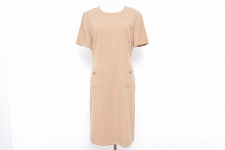 肌になじむベージュが柔らかい印象に！ミスアシダのワンピースを買取しました