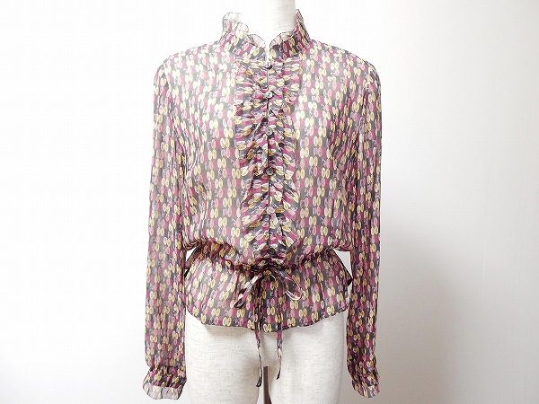 センターフリルが上質な雰囲気に！レリアンのシャツブラウスを買取しました