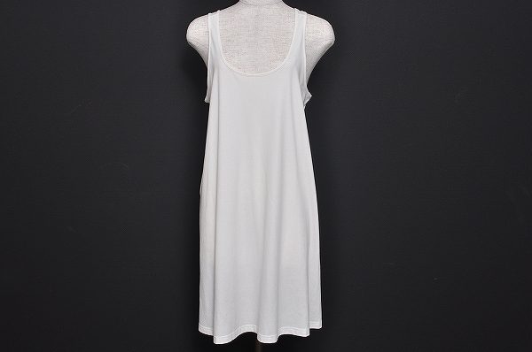 清潔感をアップするのにはピッタリ!メフウ センソユニコ ワンピース を買取しました