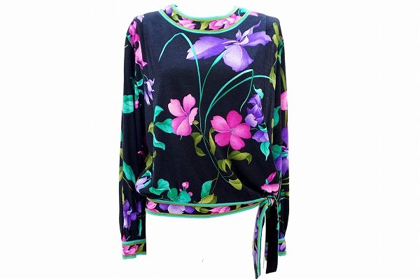 ブラック×ピンクで上品に決まる！レオナールのカットソーを買取しました